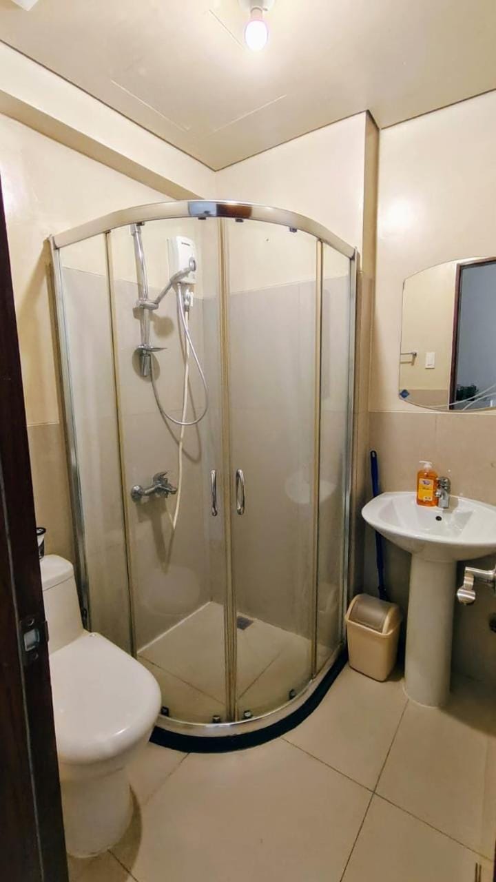 The Snug Nest Apartment hotel in Pasay