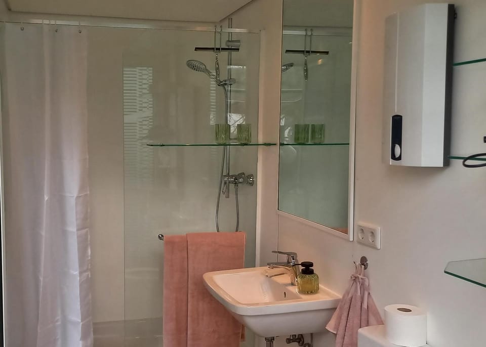 Shower, Bathroom