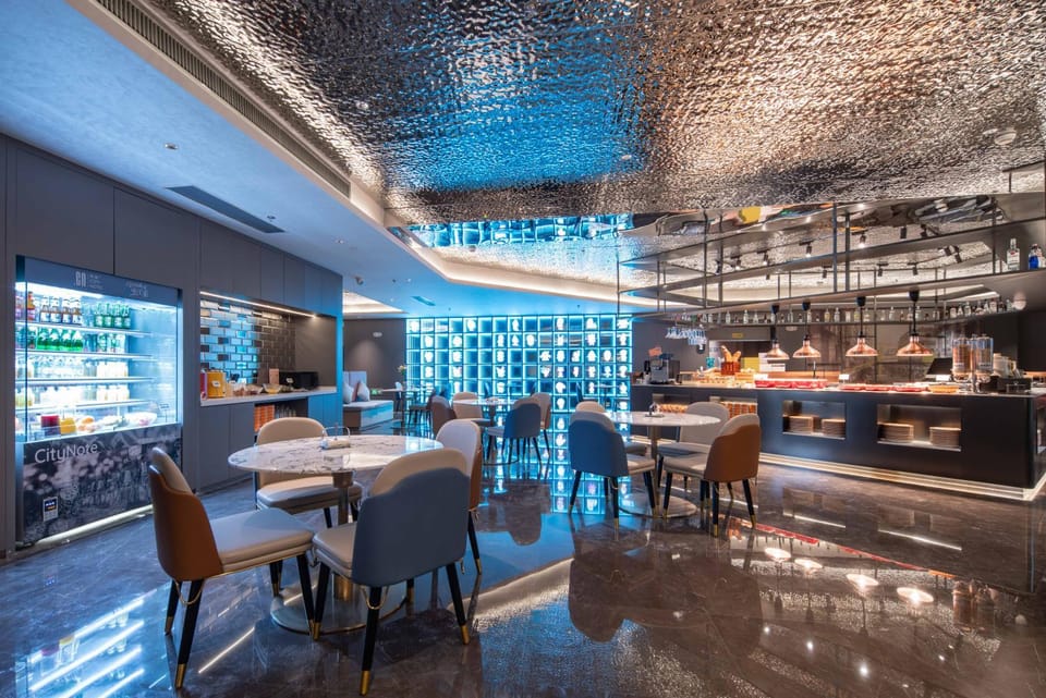 Restaurant/places to eat, Restaurant/places to eat
