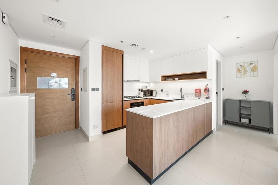 FIRST CLASS 1BR Stylish Urban Retreat Apartment in Dubai