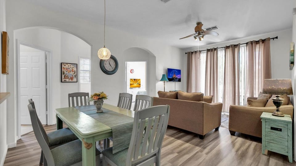 BF2302-203 Windsor Palms Resort 3 Bedroom House in Four Corners