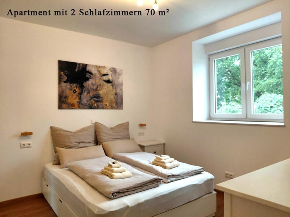 Bed, Photo of the whole room, Bedroom, towels