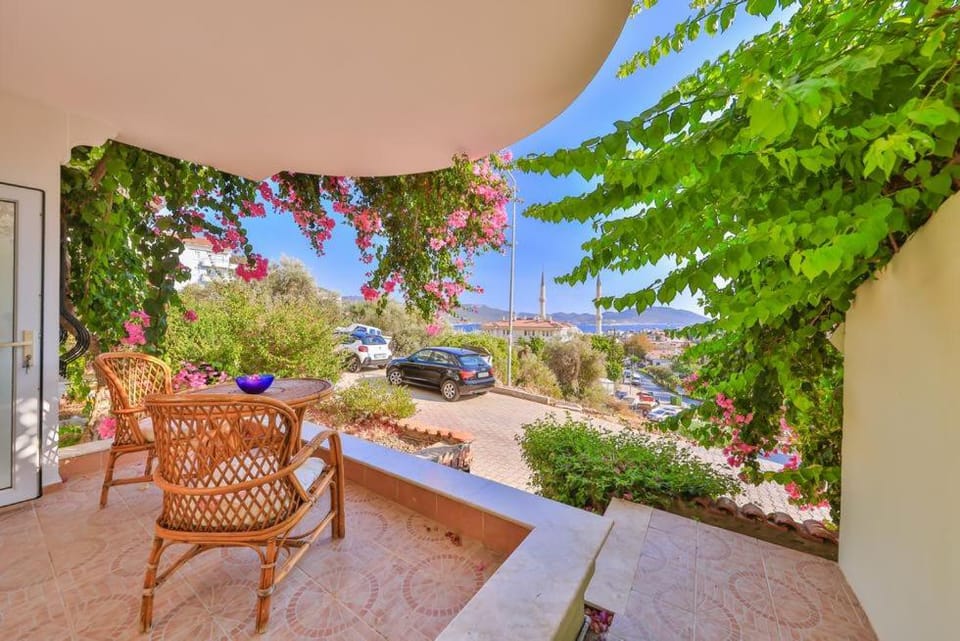 Sesta apart apt for 2 people in Kaş Center Apartment in Kas