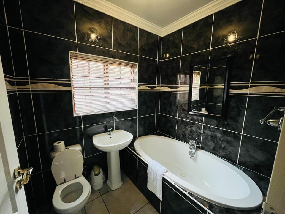 Leruo's Guest House Bed and Breakfast in South Africa