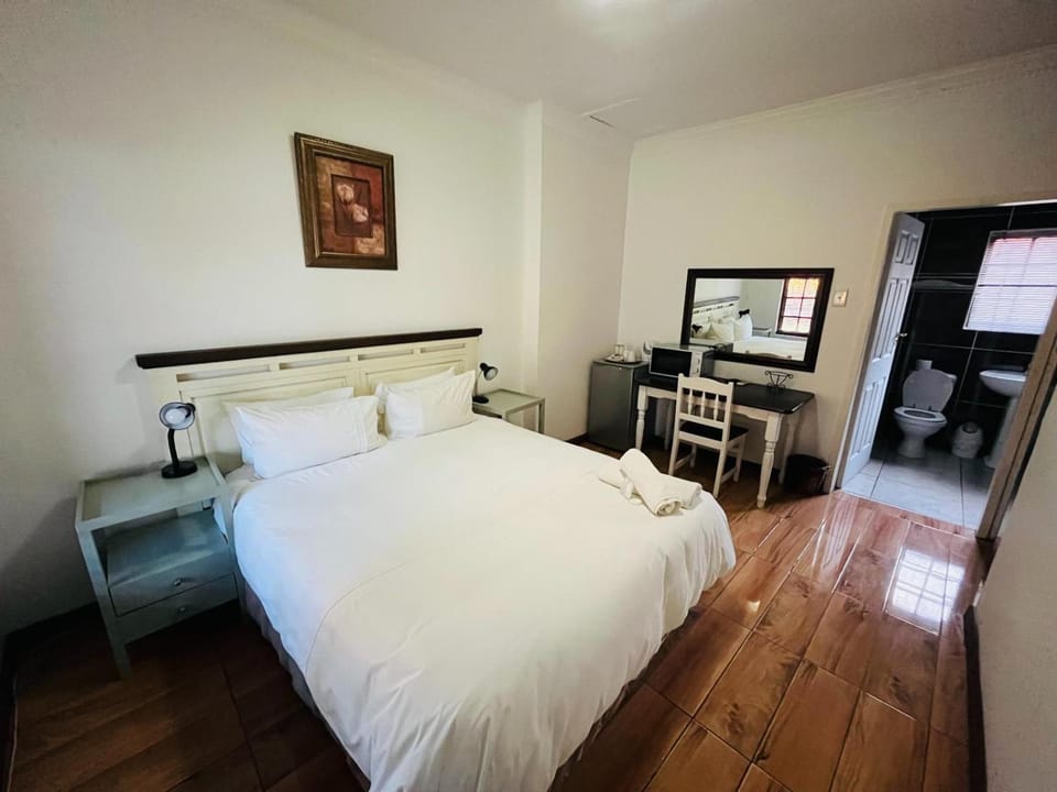 Leruo's Guest House Bed and Breakfast in South Africa