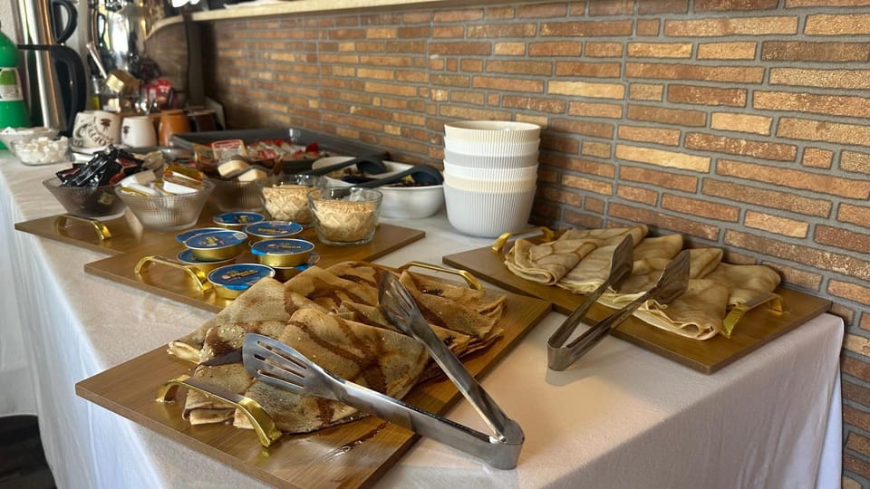 Breakfast, Buffet breakfast
