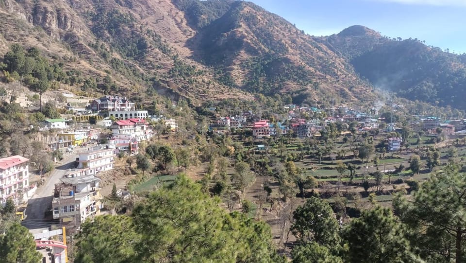 View (from property/room), Balcony/Terrace, Landmark view, Mountain view