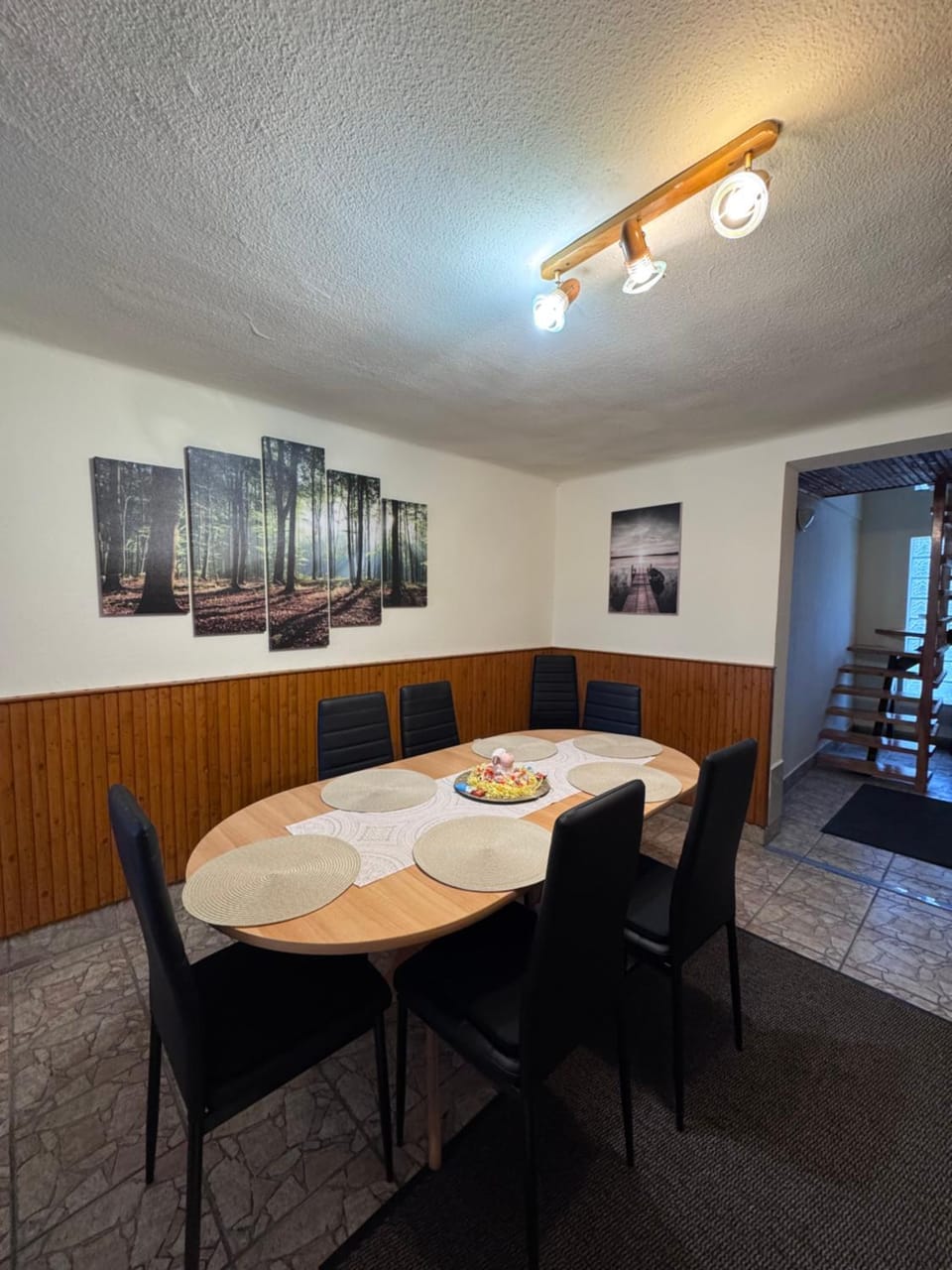 Living room, Dining area