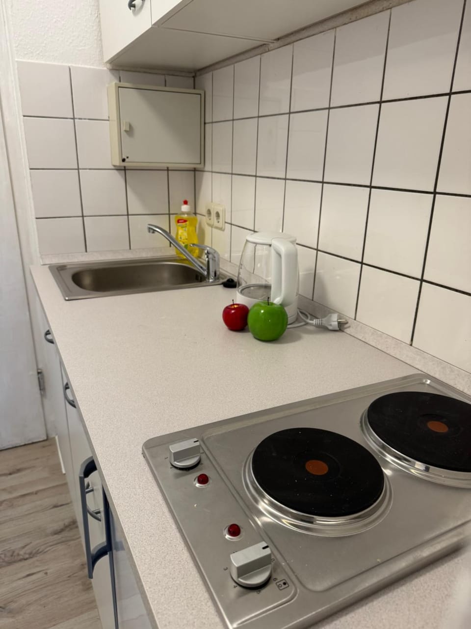 neu möbiliertes 1 Zimmer Appartment Nähe Uni-Klinik Homburg Apartment in Saarland, 66, Germany