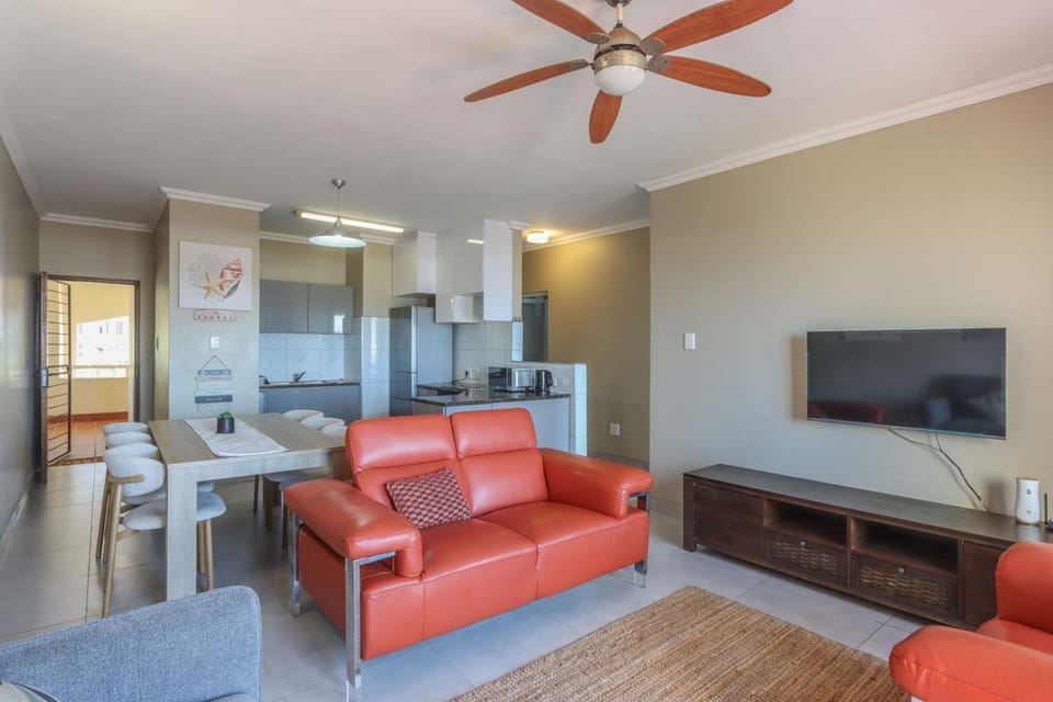 Kitchen or kitchenette, Seating area