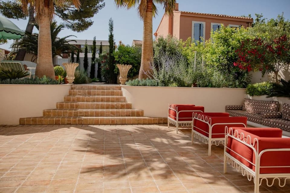 Seating area