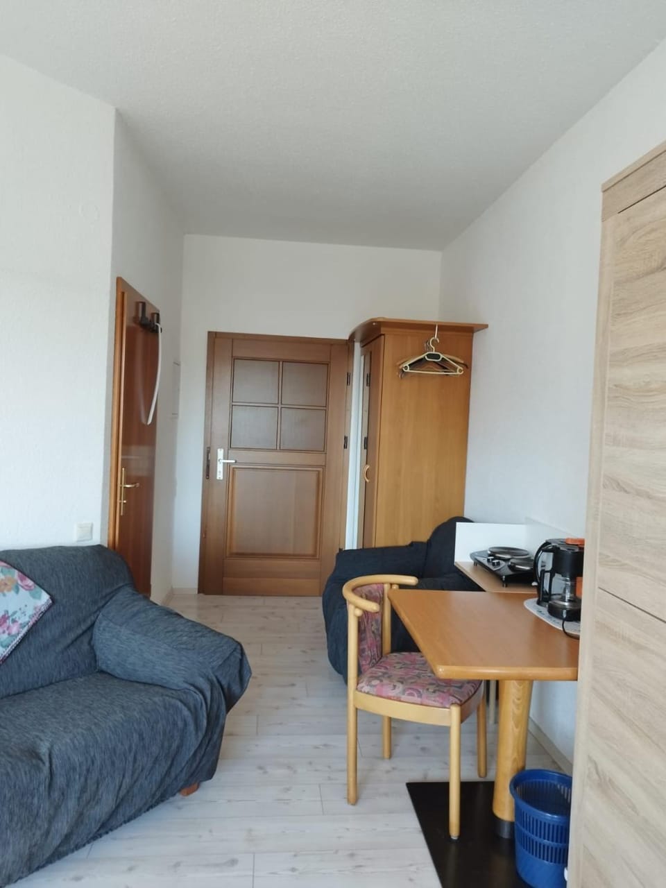 Photo of the whole room, wardrobe