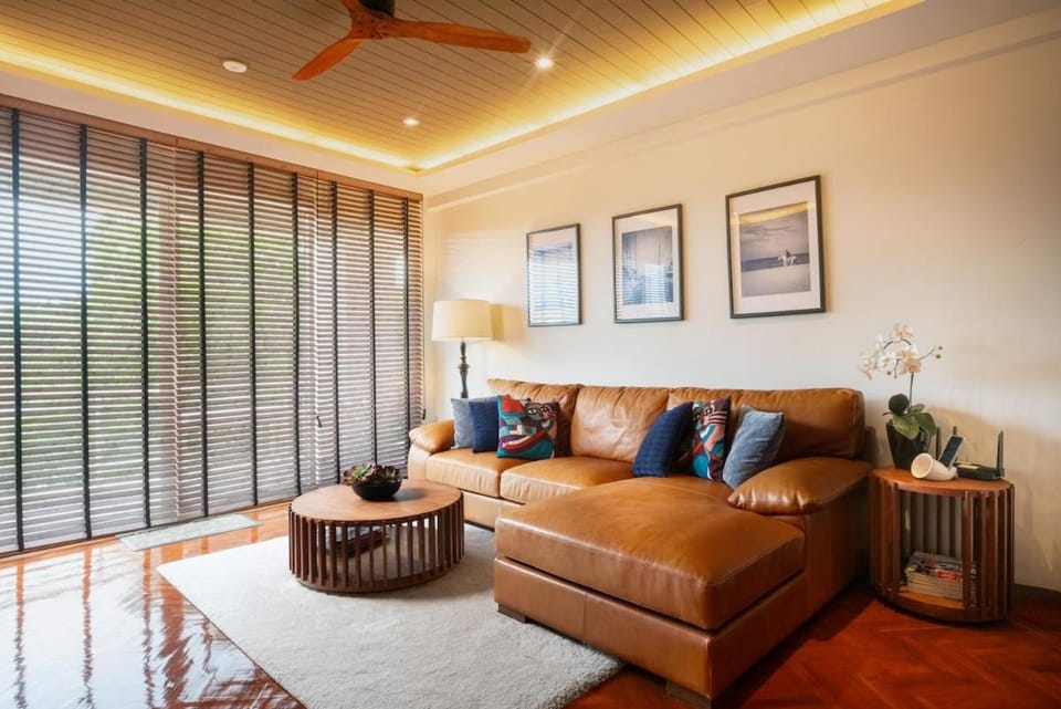 100 Oceanfront Apartment with 3 Pools and Garden Apartment in Nong Kae