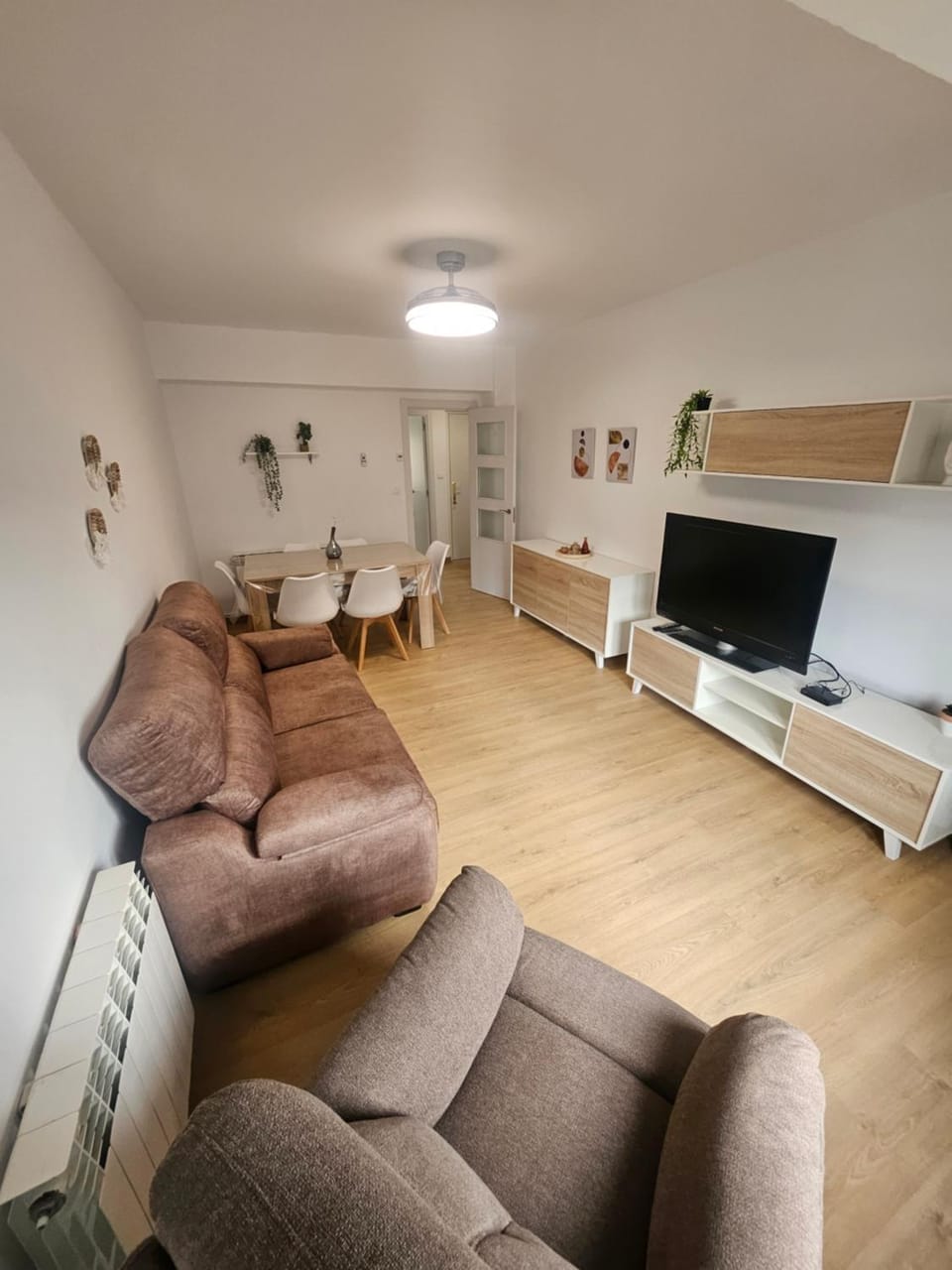Communal lounge/ TV room, Seating area