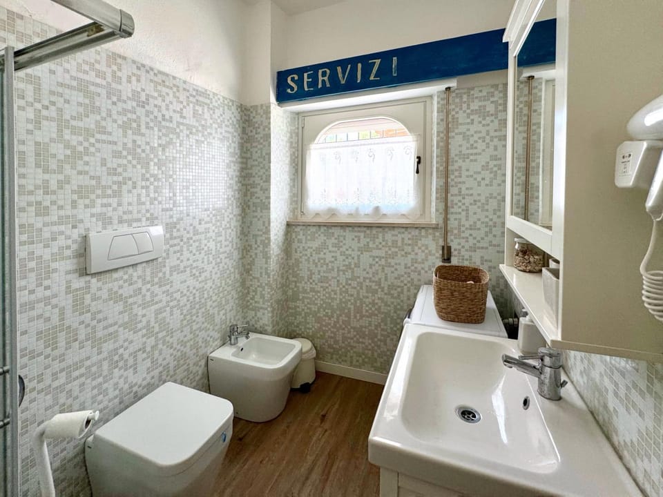 Appartamento bilocale CON SPIAGGIA E PISCINA incluse - Taunus Vacanze cod 240 Apartment in Marche