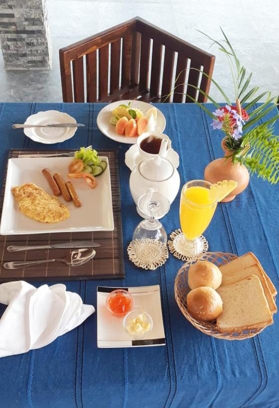 Food and drinks, Food, Breakfast