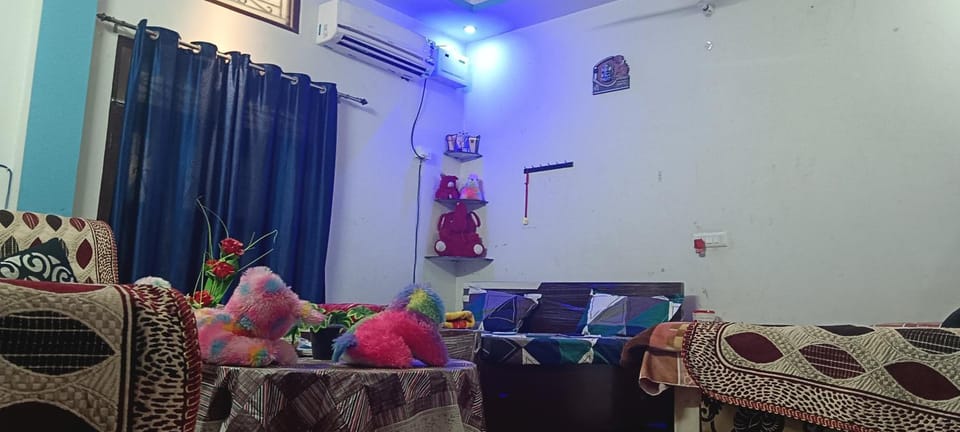 Yash homestay Vacation rental in Uttar Pradesh