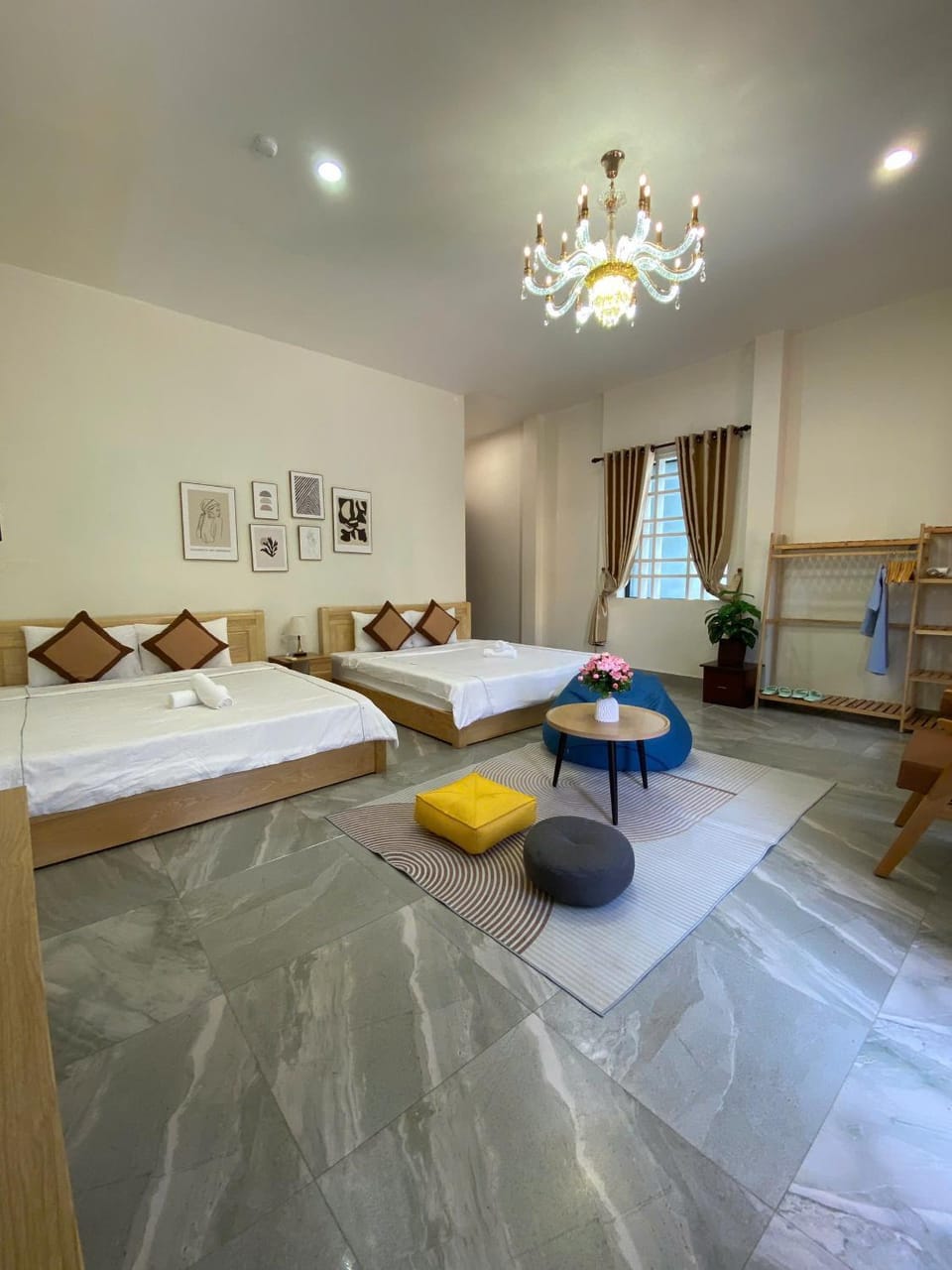 Bed, Living room, Seating area, Bedroom
