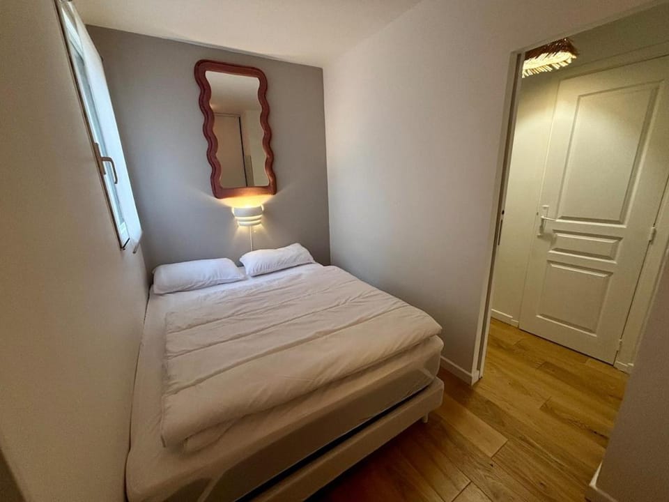 T2 en rez-de-jardin avec terrasse privative, résidence avec piscine et tennis Apartment in Six-Fours-les-Plages