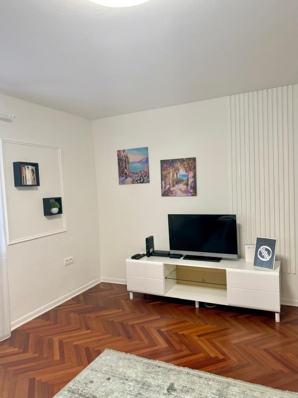 Communal lounge/ TV room, TV and multimedia