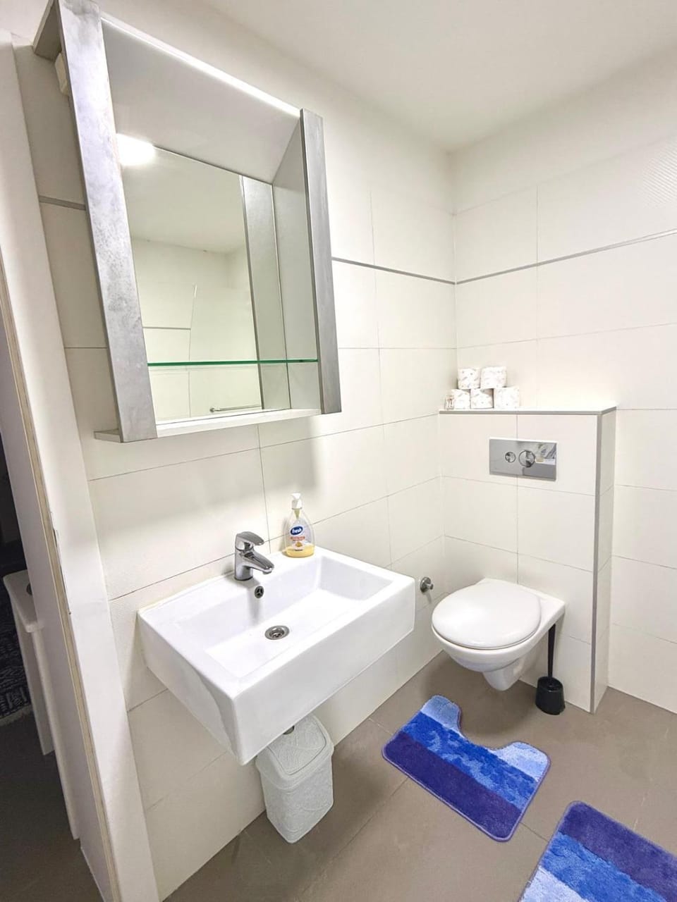 Toilet, Bathroom