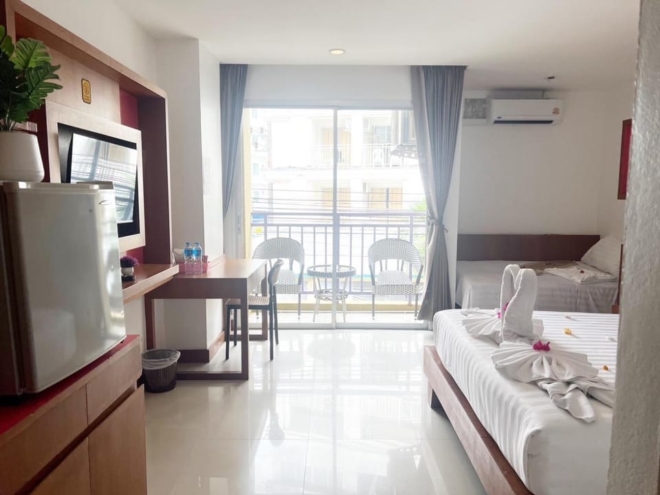 Arisa Hotel Patong Beach Hotel in Patong