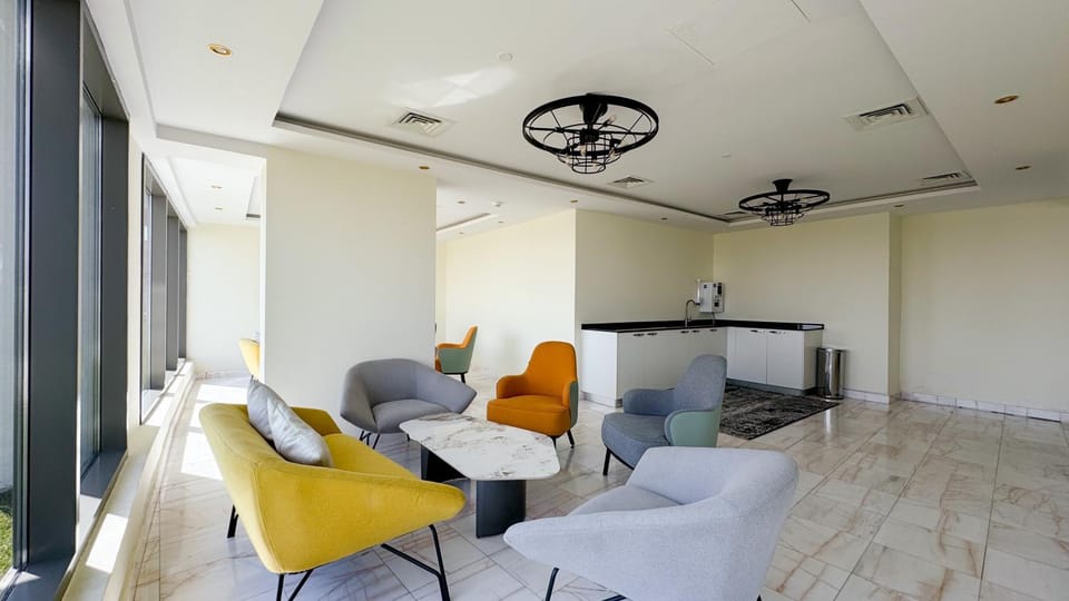 Modern Studio with all Amenities Ideal Location Apartment in Dubai
