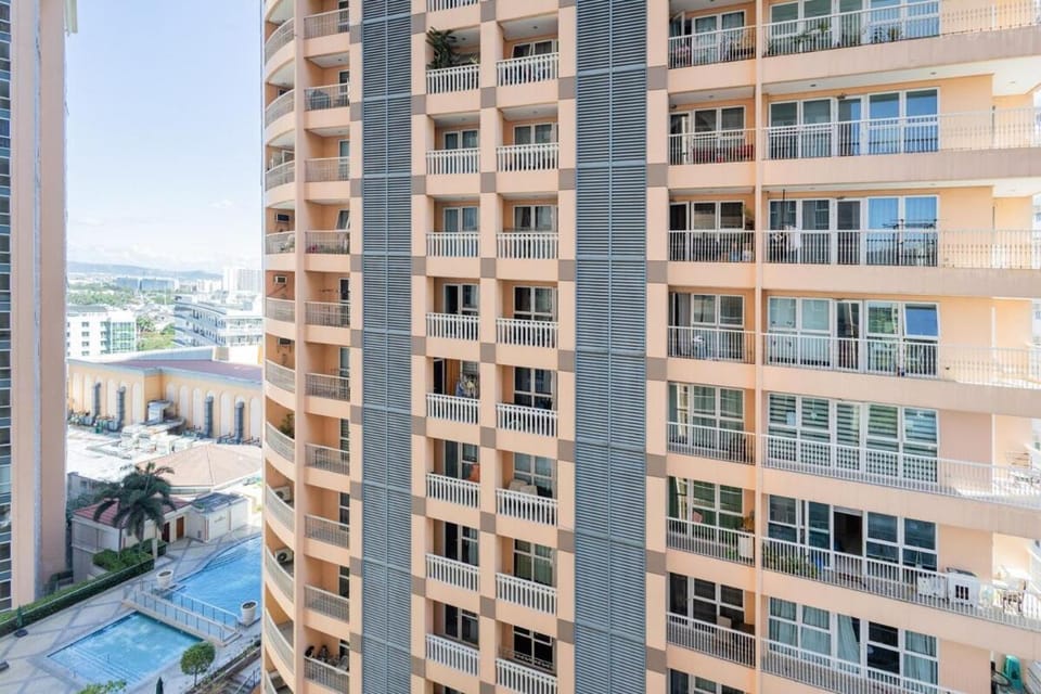 Minimalist Haven 3BR unit at Mckinley Hill Apartment in Makati