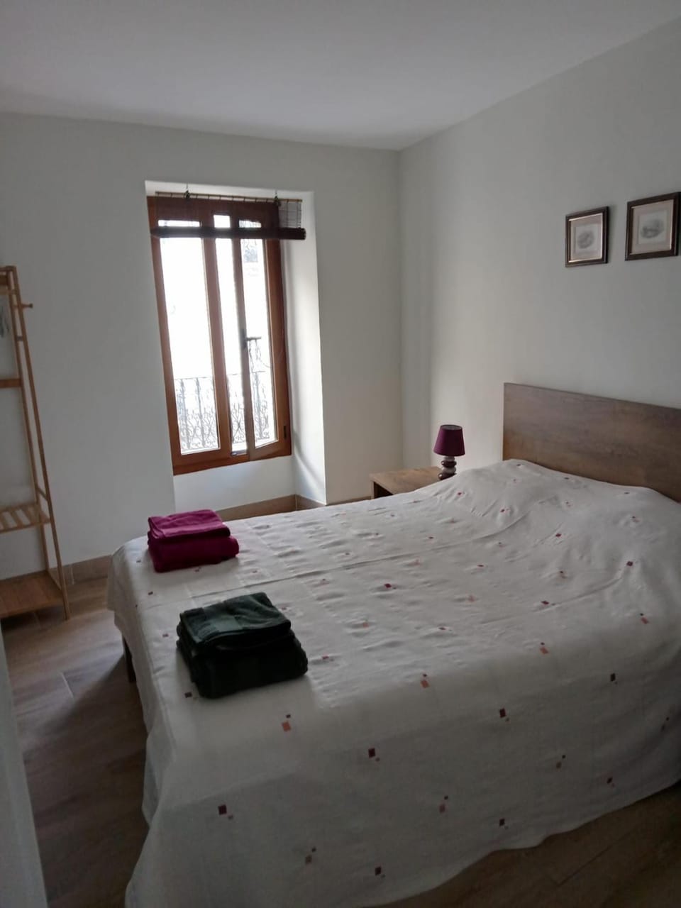 Centrally located two bedroom apartment Apartment in Baix Ebre