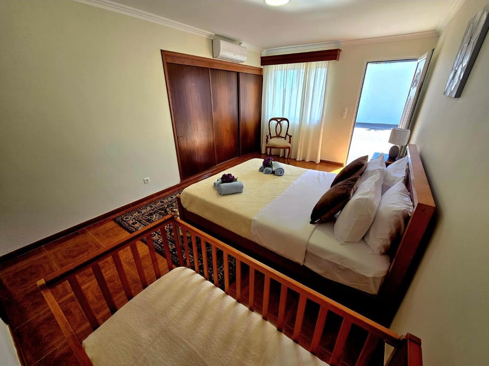 Ocean Breeze Villa in Azores District