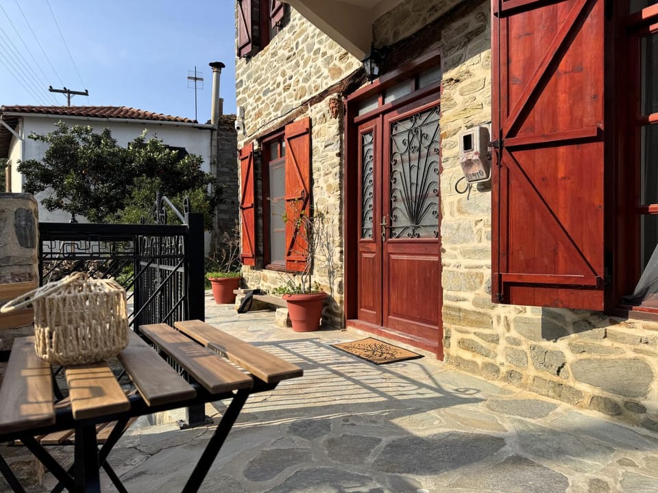 Studios Armonia Apartment in Nikiti