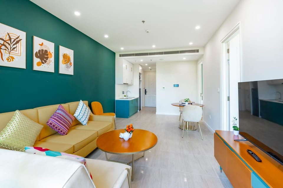 Communal lounge/ TV room, Living room, Seating area