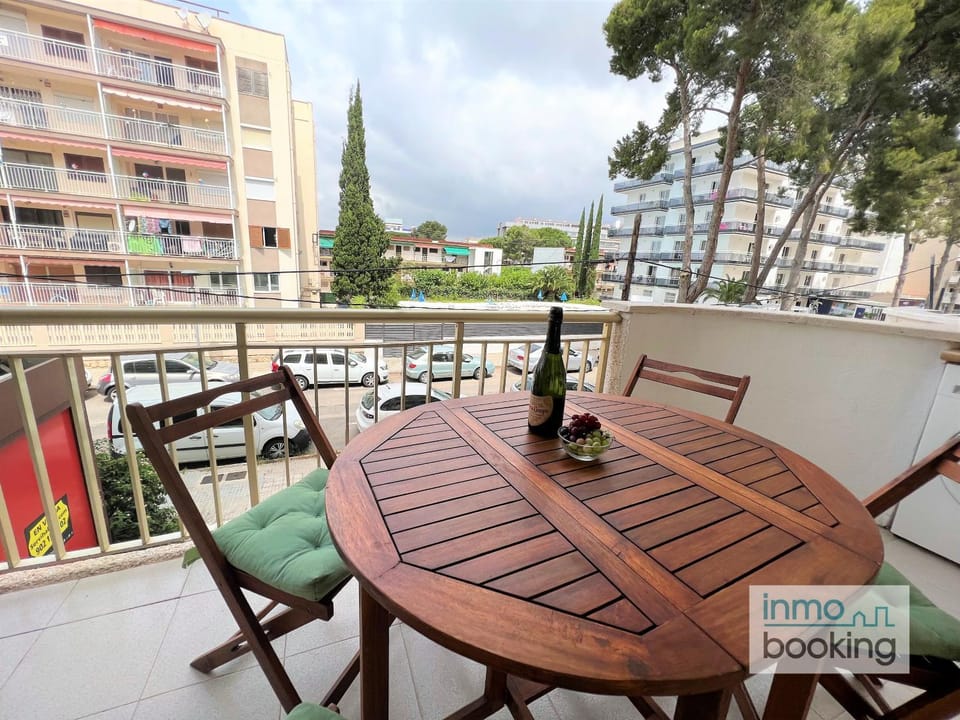 Apartamento con piscina y cerca de la playa Apartment in Salou