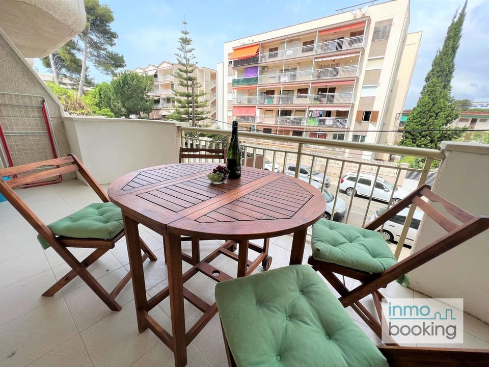 Apartamento con piscina y cerca de la playa Apartment in Salou
