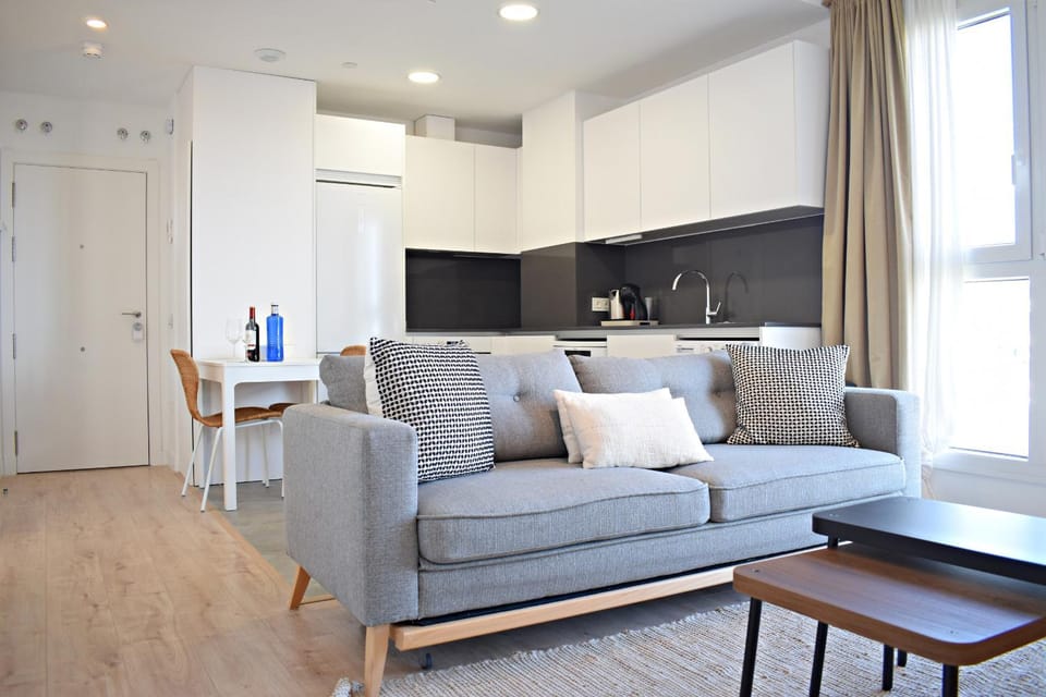 Communal lounge/ TV room, Living room