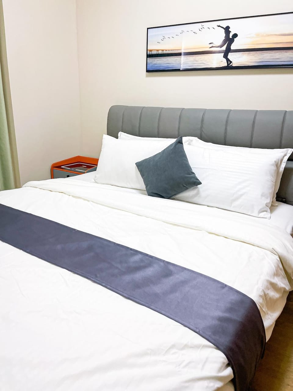 Spacious 1BR Suite near Okada, Solaire, Airport Apartment in Pasay
