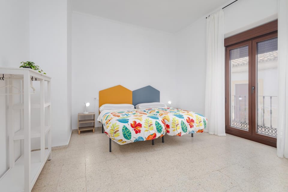 Balcony/Terrace, Bedroom, air conditioner