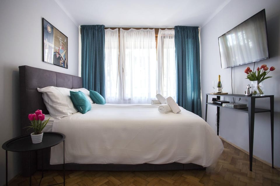 TV and multimedia, Bedroom
