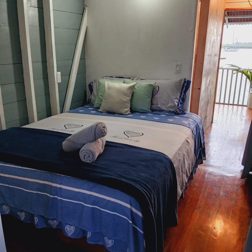 Casa del arbol House in Bocas del Toro Province