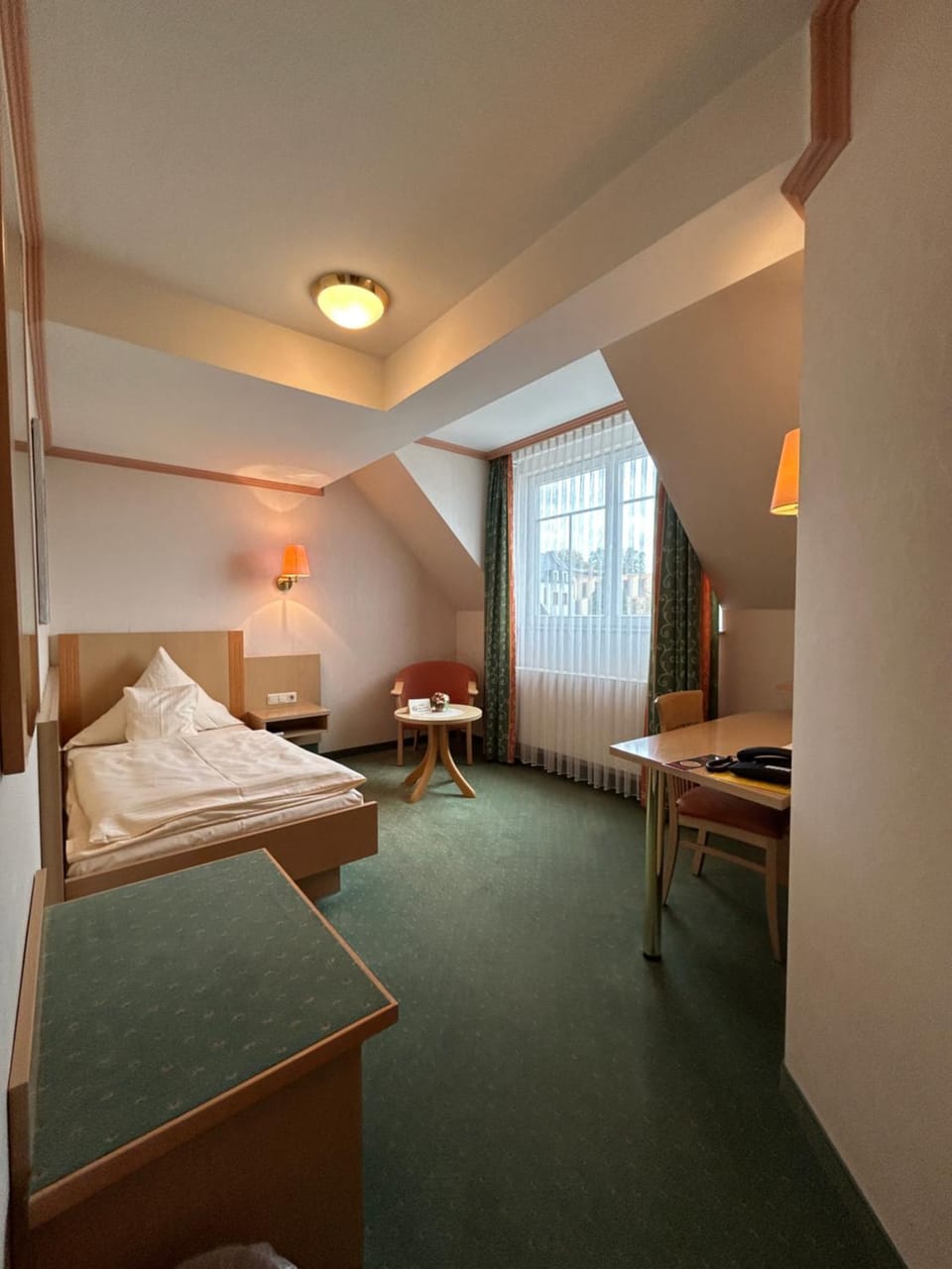 Photo of the whole room