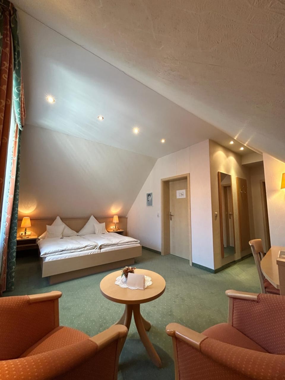 Photo of the whole room