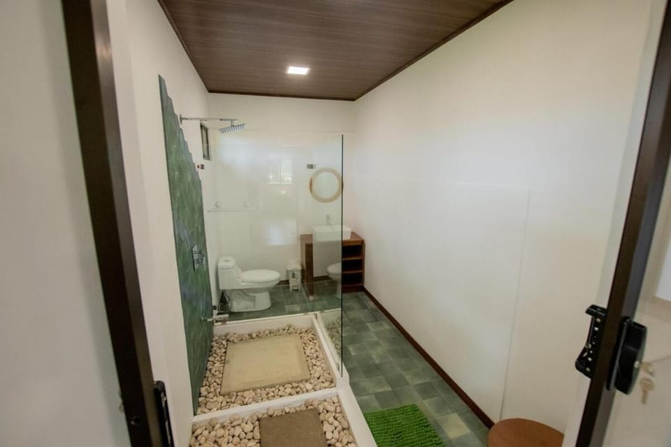 Casa del Lago House in San José Province