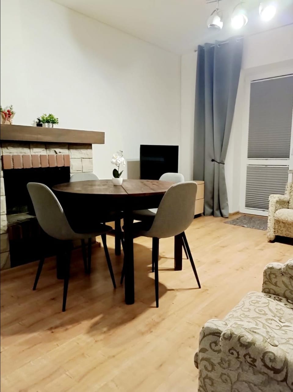 Garden, TV and multimedia, Living room, Dining area, fireplace, heating