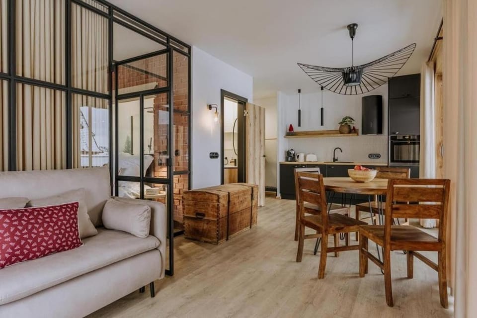Tatra Panorama Residence - Ski, Hike & Relax Retreat House in Zakopane