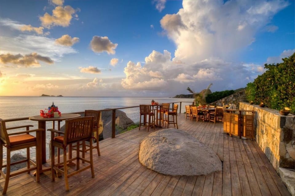 Dining area, Sea view, Sunrise