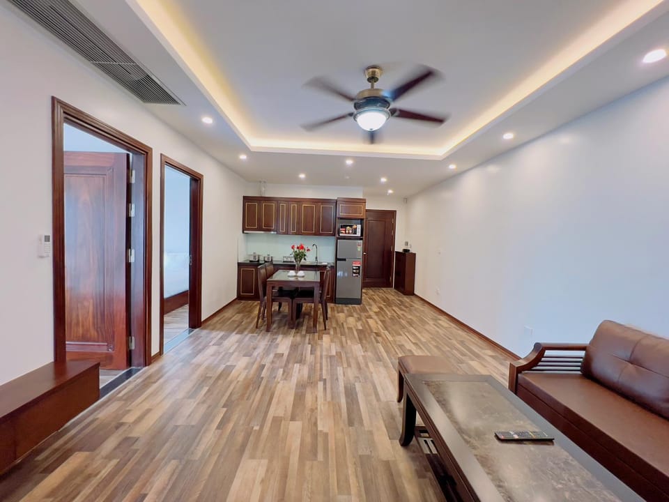 Kitchen or kitchenette, Living room, Seating area