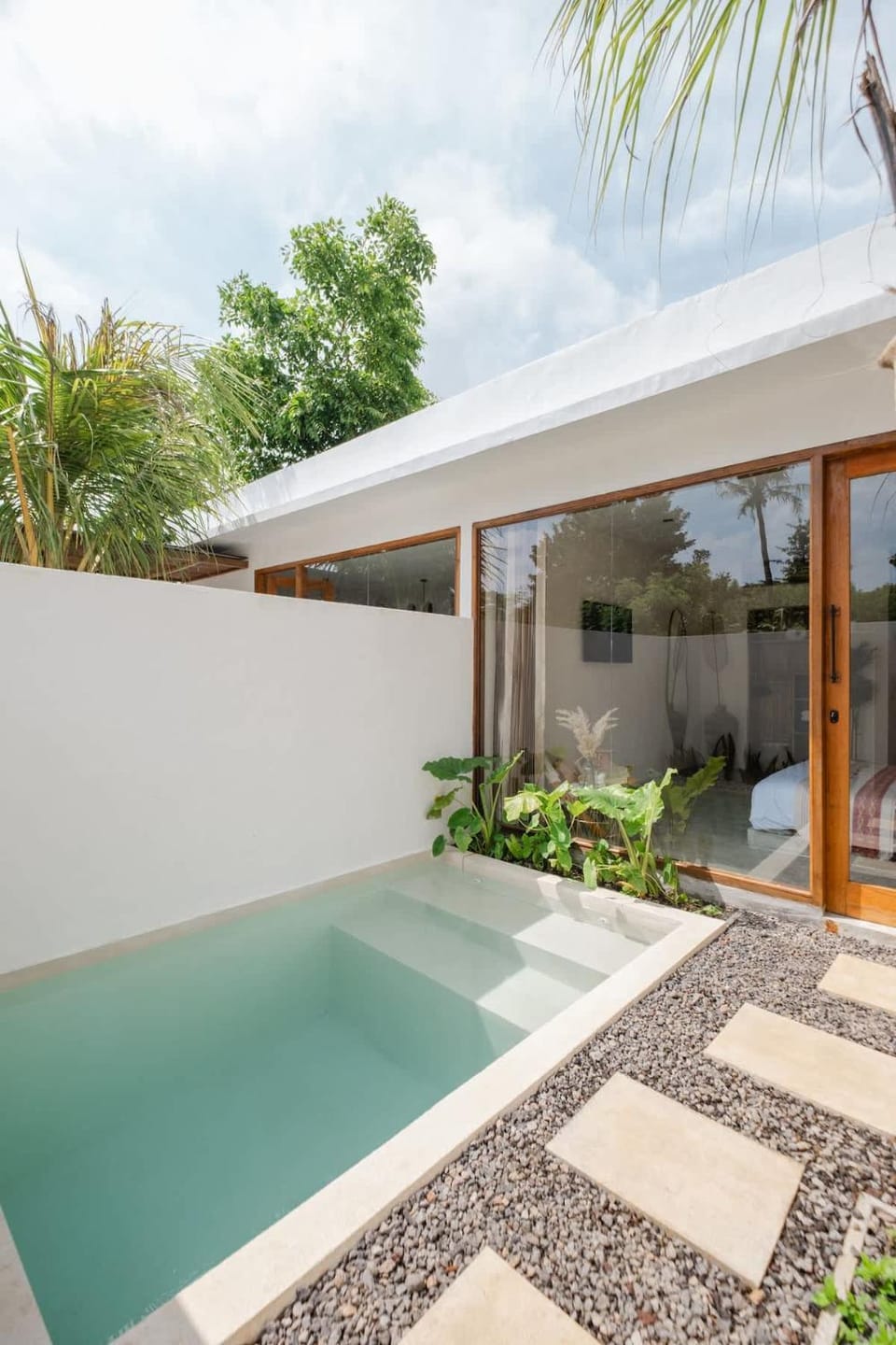 Canna Uluwatu - Stylish Private 1BR Pool Suite House in Bali