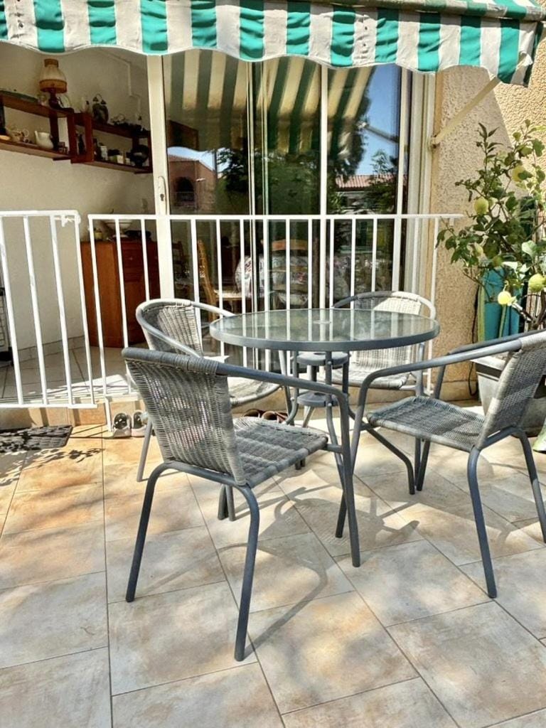 Balcony/Terrace, Balcony/Terrace