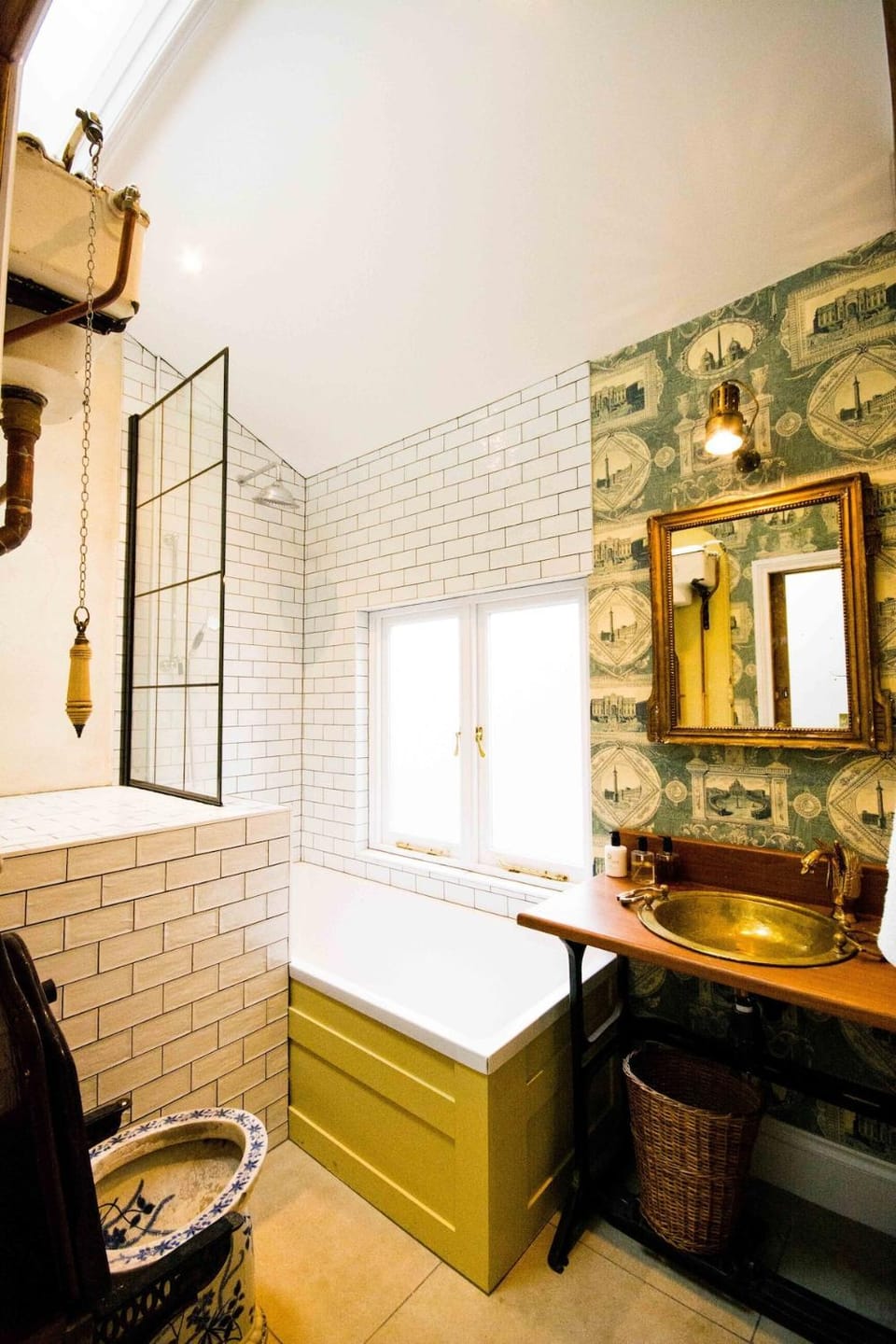 Stylish loft apartment - The Sail Loft Apartment in South Somerset District