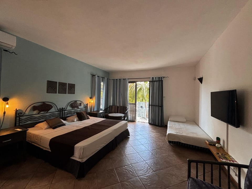 Seating area, Bedroom